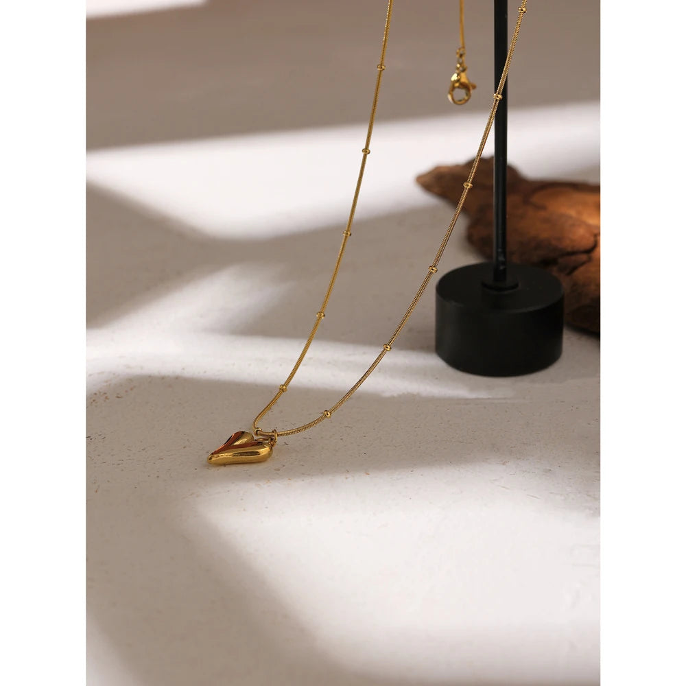 Hiya Necklace